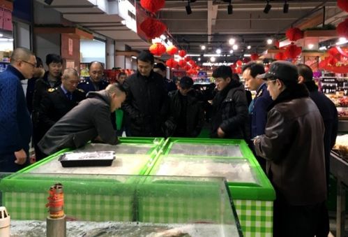 筑牢“舌尖”防线 鳌阳镇开展食用农产品批发市场安全检测专项行动